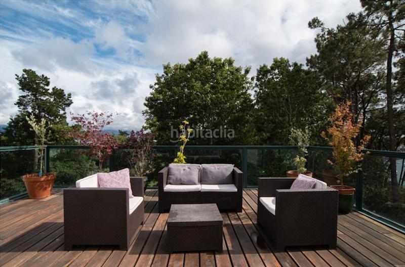 Foto 5dea762d-6083-4aff-8196-2f12675b4697. Àtic amb calefacció aparcament a Sanxenxo pueblo Sanxenxo