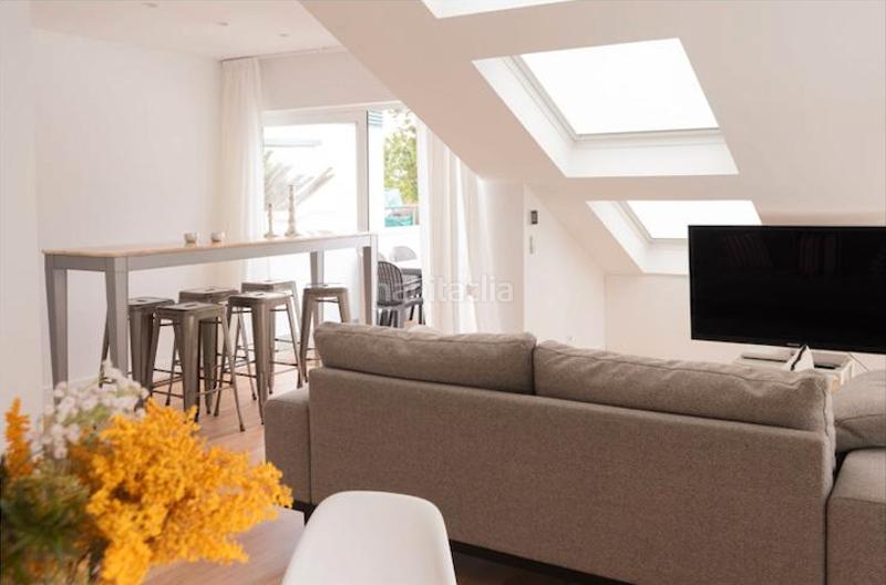 Foto a9bcc224-7f3a-4b3c-9cf7-b1dca7996cc4. Àtic amb calefacció aparcament a Sanxenxo pueblo Sanxenxo