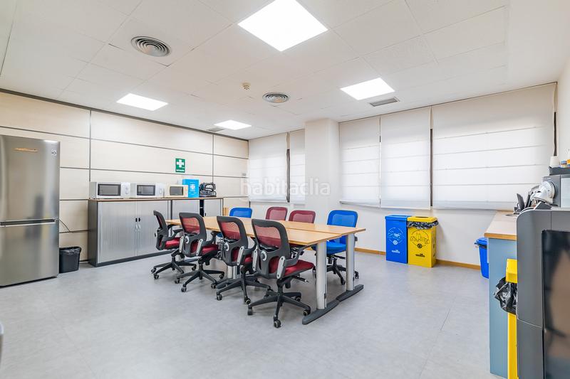 Foto 18e7229d-f83c-42da-a777-0d0ebcecae9c. Ufficio in calle mahon 6 in El Pinar-Punta Galea Rozas de Madrid (Las)