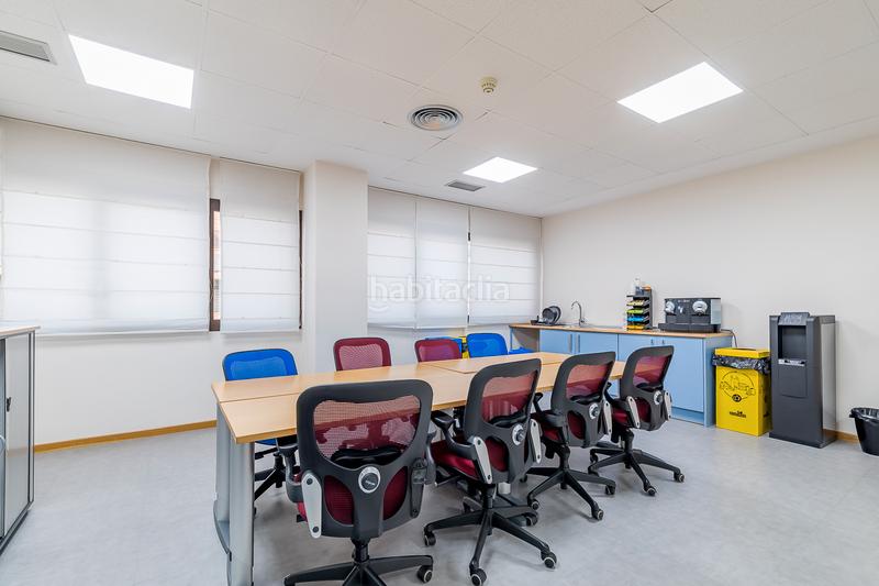 Foto c5daa5ea-25c6-4673-88da-f7a454d7080a. Ufficio in calle mahon 6 in El Pinar-Punta Galea Rozas de Madrid (Las)