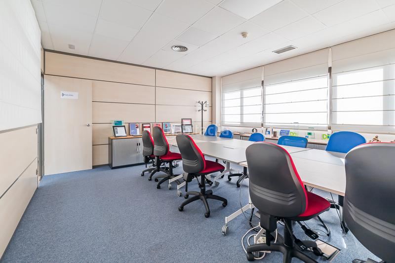 Foto 73c4bd80-d124-4b8c-aa85-2b07108a2ed9. Ufficio in calle mahon 6 in El Pinar-Punta Galea Rozas de Madrid (Las)