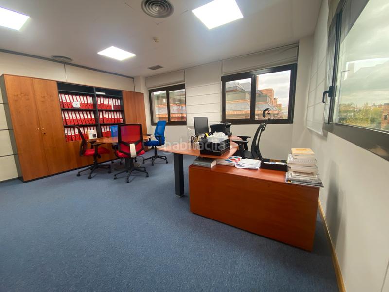 Foto c75dc8ff-6845-4cb8-8aa0-bd8afefcfc30. Ufficio in calle mahon 6 in El Pinar-Punta Galea Rozas de Madrid (Las)