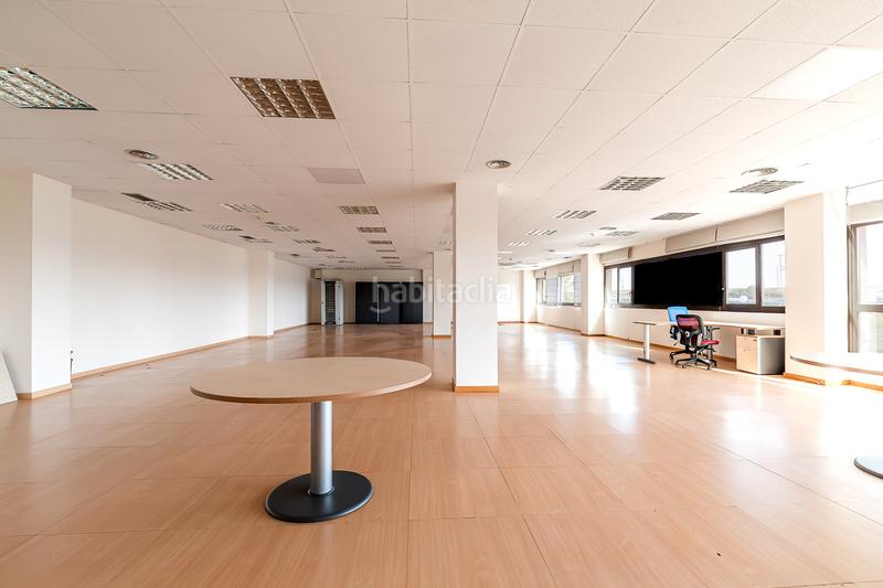 Foto 791a0af4-6408-4ac7-8c5f-0e86e17c2606. Ufficio in calle mahon 6 in El Pinar-Punta Galea Rozas de Madrid (Las)