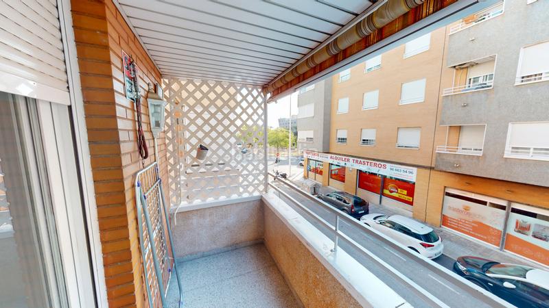 Foto d763bd2a-c860-4ffc-beee-1deff7c8b54d. Piso  en venta en calle fra pere balaguer en Altabix Elche / Elx