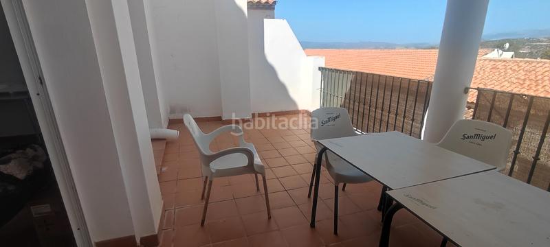 Foto fb178a75-ba4e-4fad-aec2-7d0d343b2846. Reihenhaus mit parking in Alcaucín