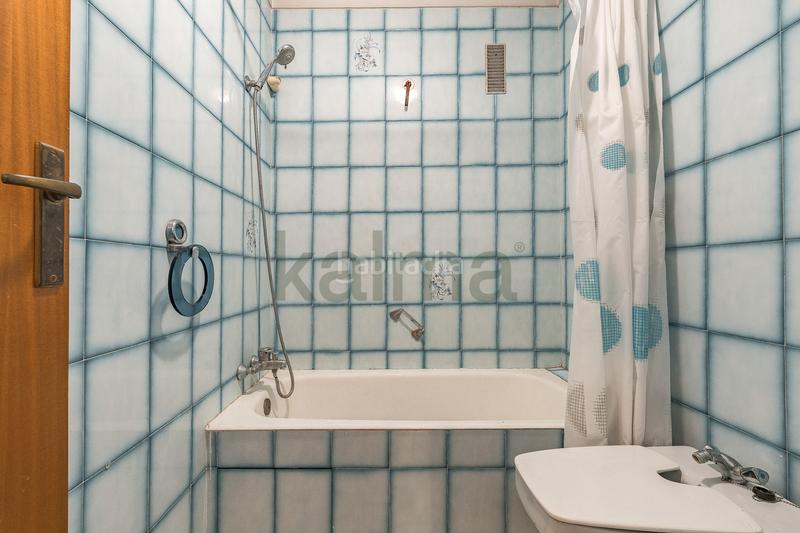 Foto 125f0c5a-d4cc-488c-b3ca-57f7eefdc069. Duplex with fireplace heating parking in Centre Mataró