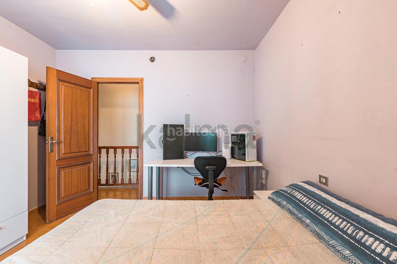 Foto 4063c67e-0051-48e4-8c46-b0dac08233e8. Duplex with fireplace heating parking in Centre Mataró