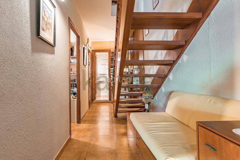 Foto a5858092-bc89-4ce6-bd64-ee008724c1c7. Duplex with fireplace heating parking in Centre Mataró