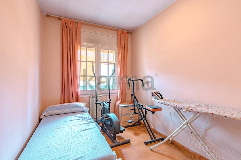 Foto af3fac34-5e5d-42ca-a2f5-03cbb29f2989. Duplex with fireplace heating parking in Centre Mataró