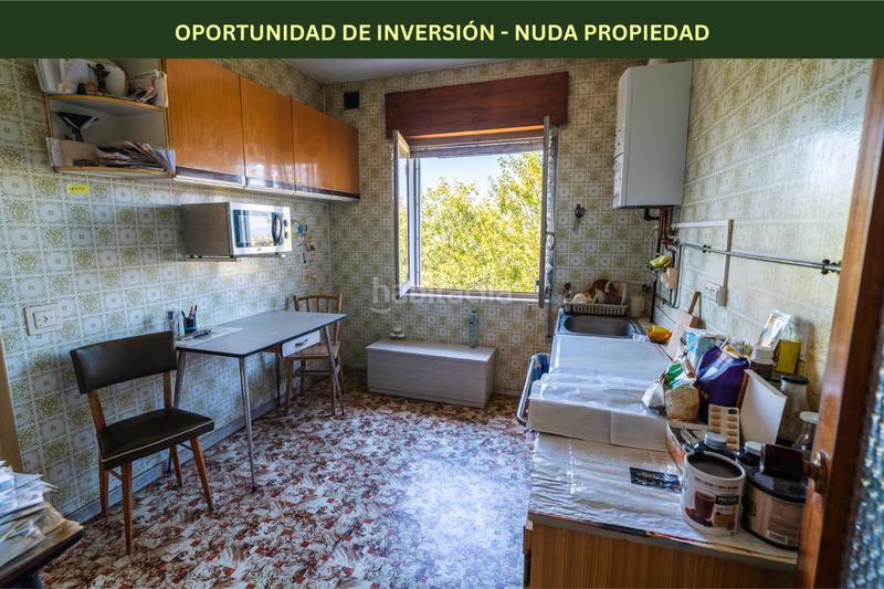 Foto 14004730-e3bc-4421-a542-440e9c827728. Casa adosada  en venta en av. buenavista en Siero