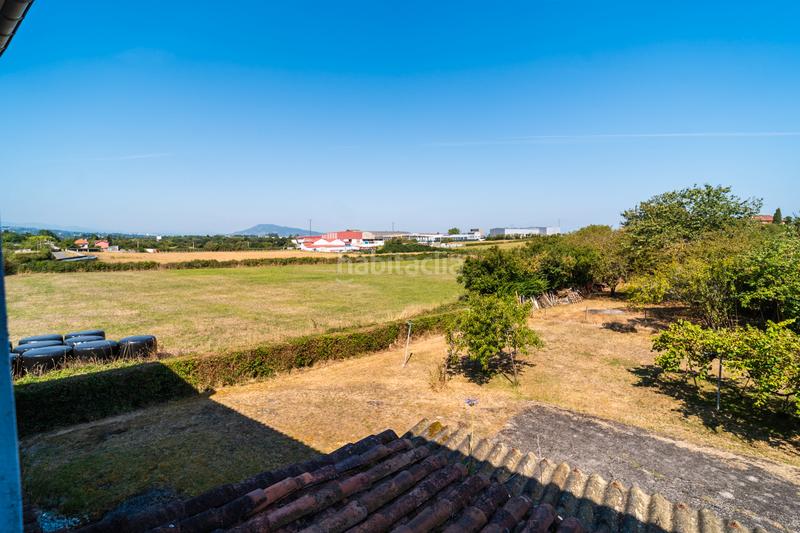 Foto 6234309b-a335-48af-ad61-be7c2e4693e9. Casa adosada  en venta en av. buenavista en Siero