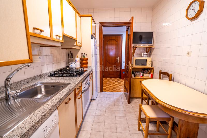 Foto 1a3e8bef-ff91-4747-96cc-3b4e9145ecb4. Appartement avec chauffage parking dans Milán - Pumarín Oviedo