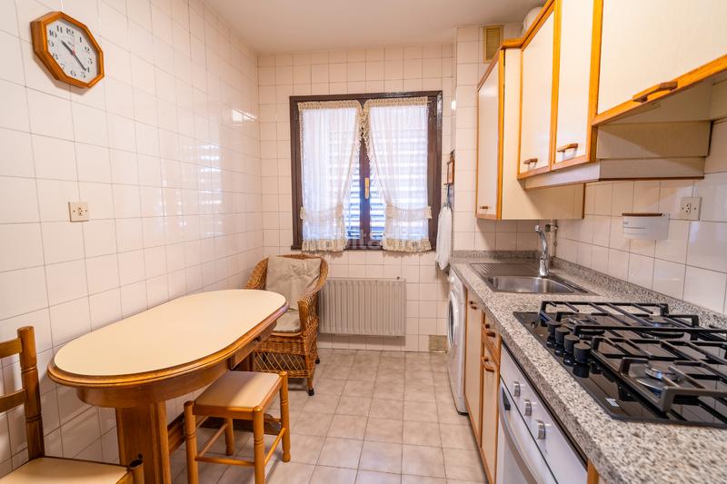 Foto b98ec160-7ceb-4d32-bdab-fe5992bd7f47. Appartement avec chauffage parking dans Milán - Pumarín Oviedo