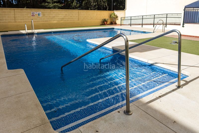 Foto 47ee1e7b-d4c0-49f9-a4f2-47f014c885df. Pis amb piscina a Castillo Sohail - Myramar Fuengirola