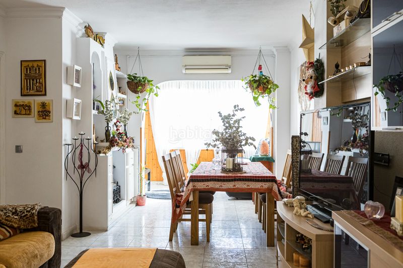 Foto c10f6fbe-e6d2-4c29-8a69-69ca605d0e97. Pis amb piscina a Castillo Sohail - Myramar Fuengirola