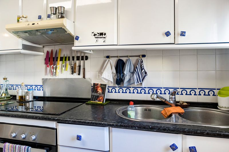 Foto c7c8d0fb-8f33-4c07-be10-e06a16f1d26f. Pis amb piscina a Castillo Sohail - Myramar Fuengirola