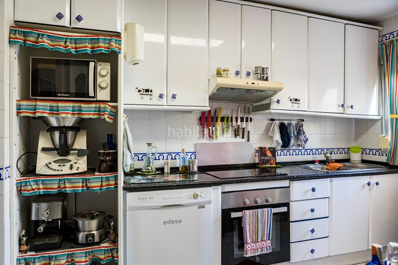 Foto f7223c9d-5612-440f-a293-dfb027bec3f7. Pis amb piscina a Castillo Sohail - Myramar Fuengirola