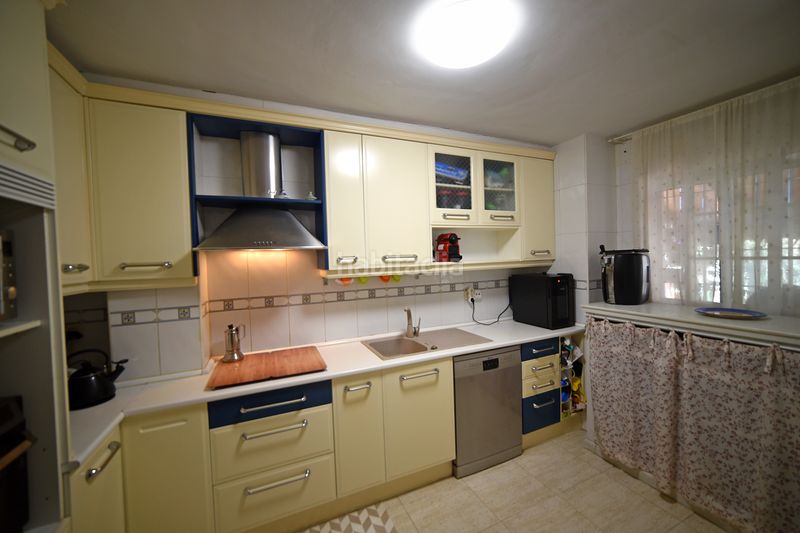 Foto 5a777ada-8542-4f36-95b6-8fd2cbf24bf1. Casa aparellada amb calefacció aparcament piscina a Seseña