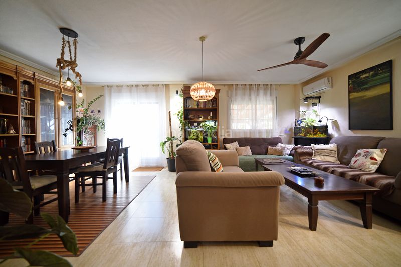 Foto 7b155cf3-f1d3-40d4-b9d0-a566eedc1852. Casa aparellada amb calefacció aparcament piscina a Seseña