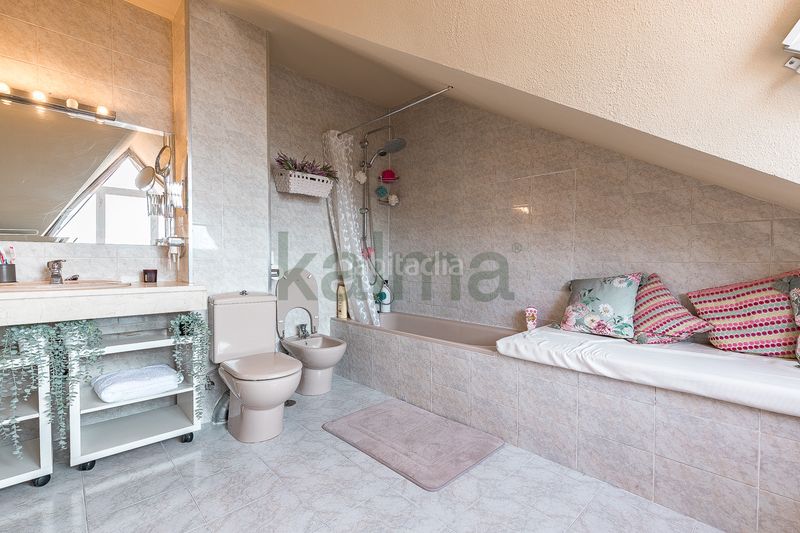Foto 47a02aa0-8c08-4983-aced-40803a5e6230. Casa adossada amb calefacció aparcament piscina a Rozas de Madrid (Las)