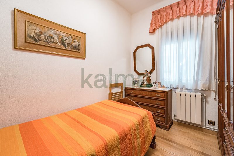 Foto 114a3a01-d1fe-41ab-9ebf-83b7e3b3a4ed. Pis amb calefacció aparcament a Sants Barcelona