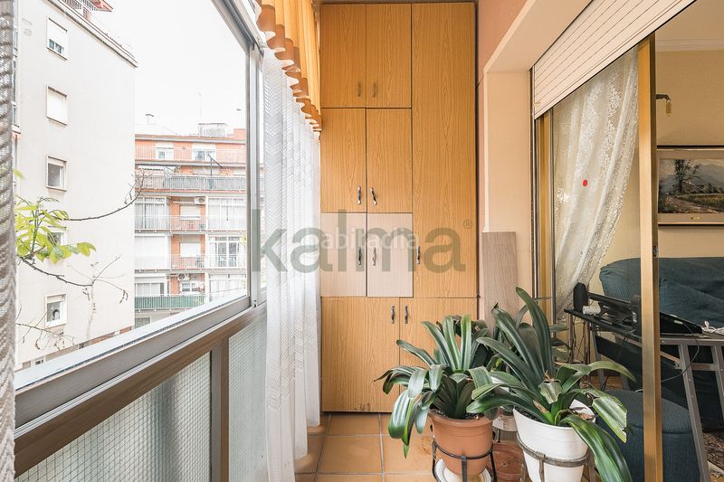 Foto f0c7e47b-bea9-4661-b430-b7f144a9280a. Pis amb calefacció aparcament a Sants Barcelona