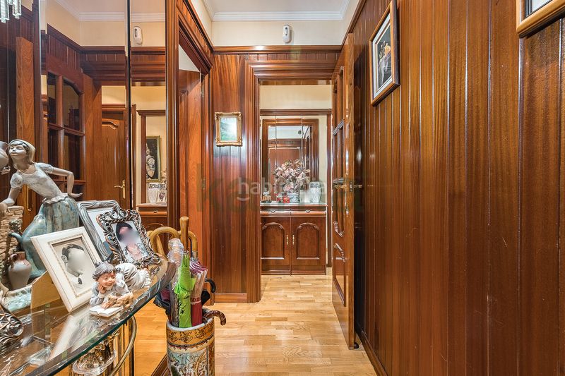 Foto f26cc43d-f06a-4876-be22-42176fbeb7ba. Pis amb calefacció aparcament a Sants Barcelona