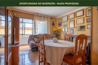 Pis  Calle albardero. Piso en venta en calle albardero