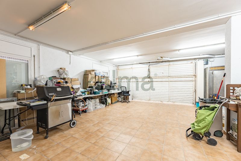 Foto b8055380-ab77-47c7-bde9-b501a83eaa88. Casa con camino riscaldamento parcheggio in La Franquesa-Oasis Park Vendrell (El)