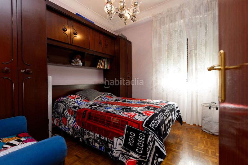 Foto ef38e53f-0779-4585-8e3e-7507d7c156d8. Pis a Coronación Vitoria - Gasteiz
