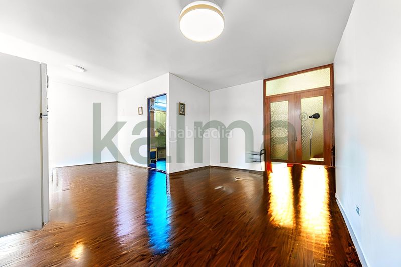 Foto d9fee2aa-18f2-4327-bc48-fe34d82b7b3c. Casa adossada a El Palmeral - San Antón Elche / Elx