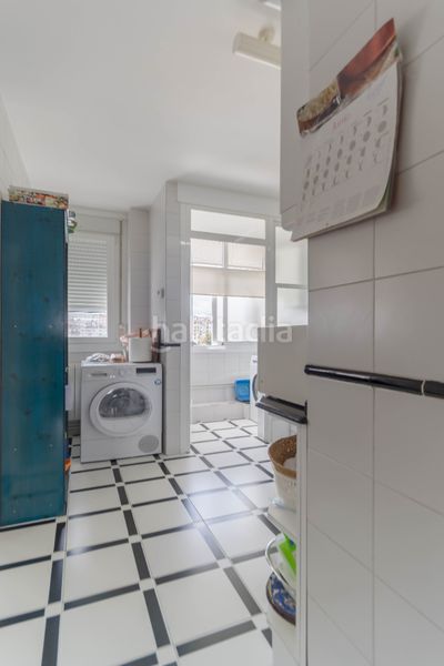 Foto 70c82a80-fa45-4fc9-b277-9c3d093b941e. Flat with heating in Someso - Matogrande Coruña (A)