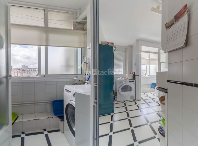 Foto 790cd888-7da1-463a-94ca-eb8e9d57f4a9. Flat with heating in Someso - Matogrande Coruña (A)
