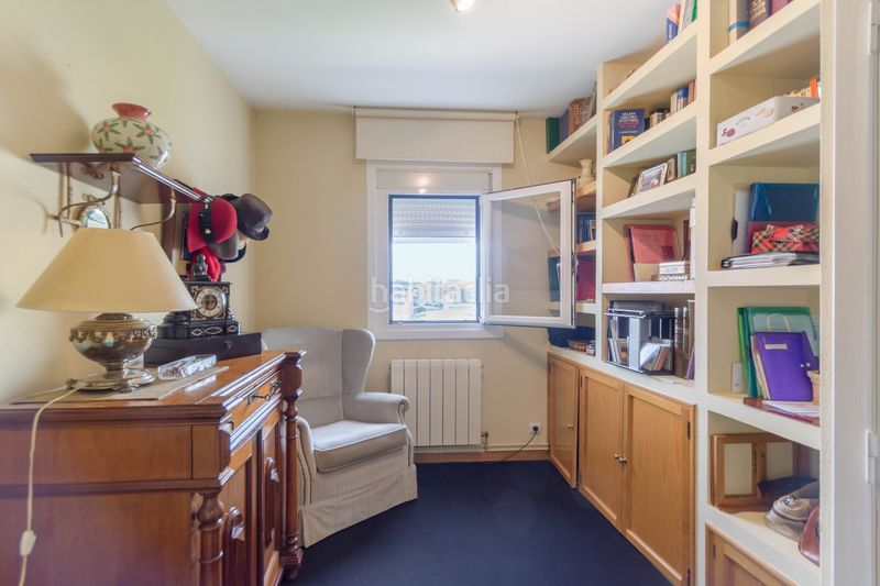 Foto a9ebc7ef-e053-42f9-82e4-69b0e92f1e45. Flat with heating in Someso - Matogrande Coruña (A)
