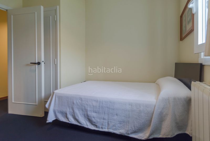 Foto f16298ff-6990-4d5d-b85d-0ffe7775f7b7. Flat with heating in Someso - Matogrande Coruña (A)