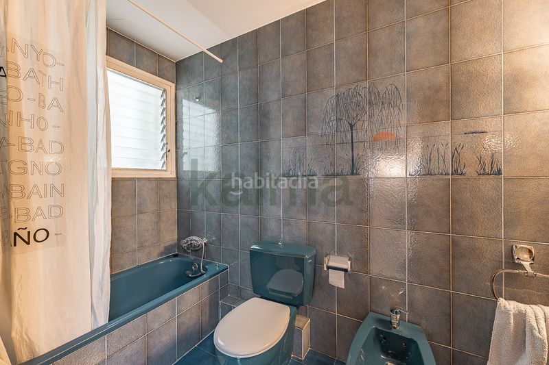 Foto faf3dc29-a75b-4f18-af4e-8d6a3738a04d. Casa adossada amb calefacció aparcament piscina a Terrassa