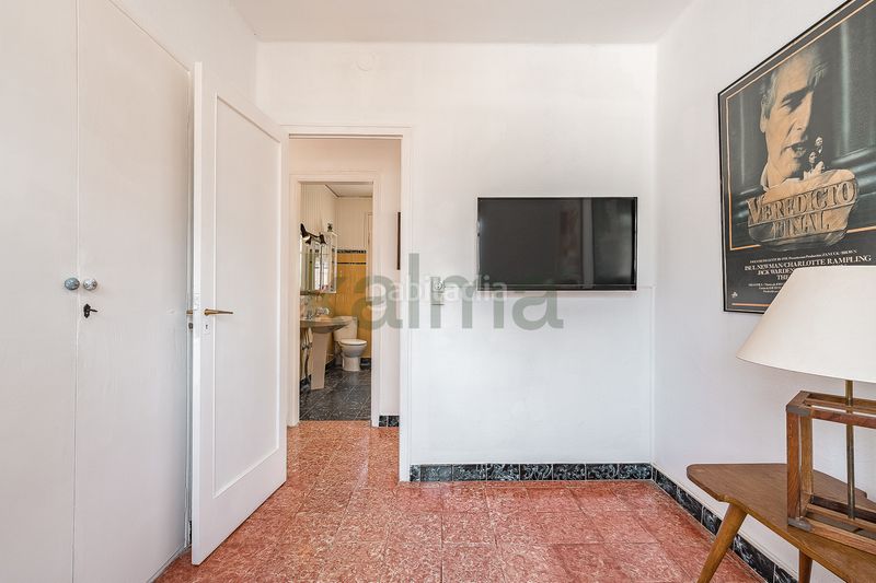 Foto b26590c8-a091-4232-a498-9f1d8d967cc5. Xalet amb calefacció aparcament a Passeig Marítim Miami Platja