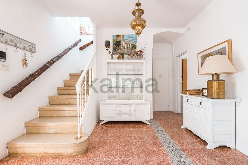 Foto d711d4b2-e5a5-4ae4-888e-0f59520511fd. Xalet amb calefacció aparcament a Passeig Marítim Miami Platja