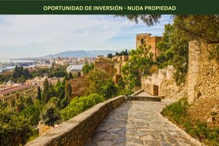 Etagenwohnung in Centro Histórico. Nuda propiedad en venta en calle cisneros