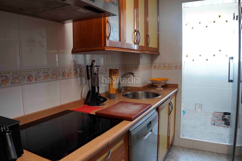 Foto e2eefe61-7f65-428d-82ea-60e5dd6b530f. Pis amb calefacció a Tres Ventanas Huelva