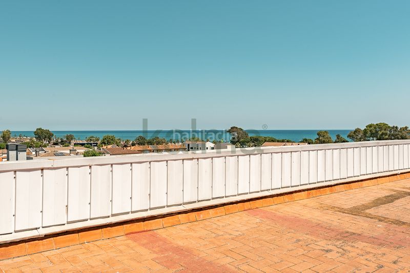 Foto f61164eb-b88e-4b85-a917-32d8b81101d4. Pis amb calefacció a Centre Pineda de Mar