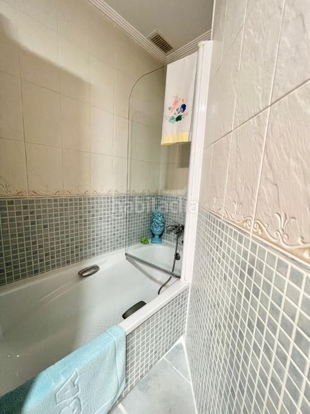 Foto 5368f9a2-3d0a-4531-b868-e7299710bbdf. Pis amb aparcament piscina a Loma de los Riscos Torremolinos