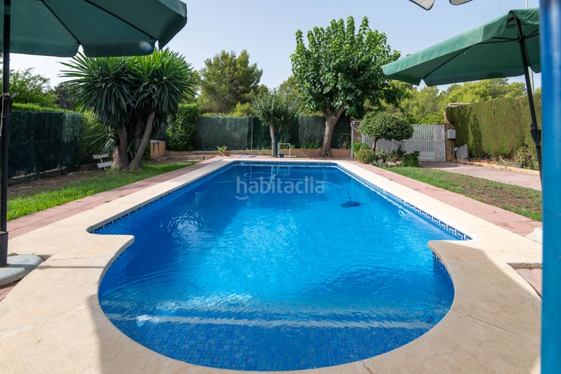 Foto 720ba581-a5e4-470f-a23b-44bff9880758. Xalet amb calefacció aparcament piscina a San Antonio de Benagéber