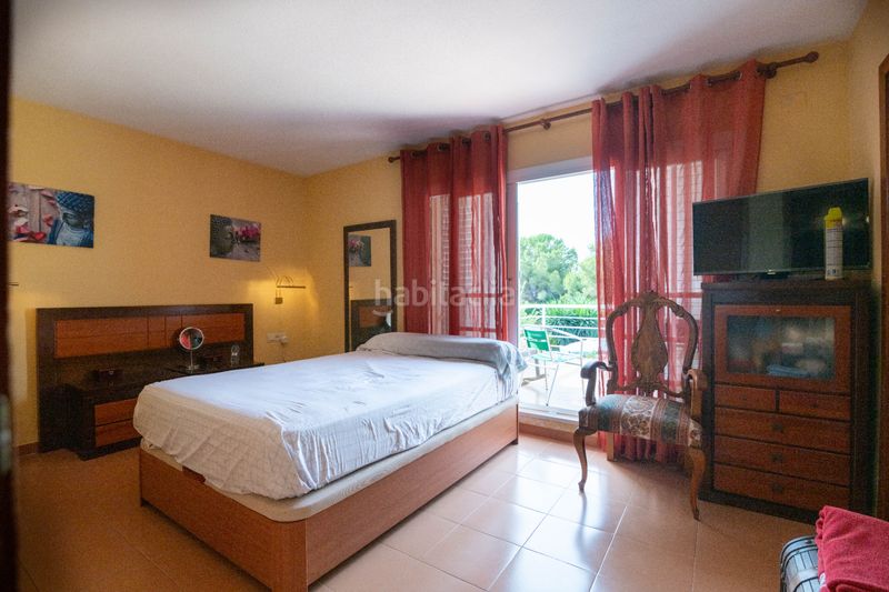 Foto d6b9ce51-d820-4824-b18e-5c1eb853f5f7. Xalet amb calefacció aparcament piscina a San Antonio de Benagéber
