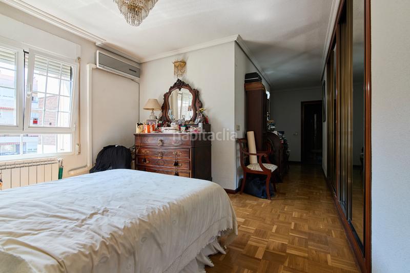 Foto e01a7ecc-1830-4d17-84eb-07a35ac21fc2. Pis amb calefacció a Canillas Madrid