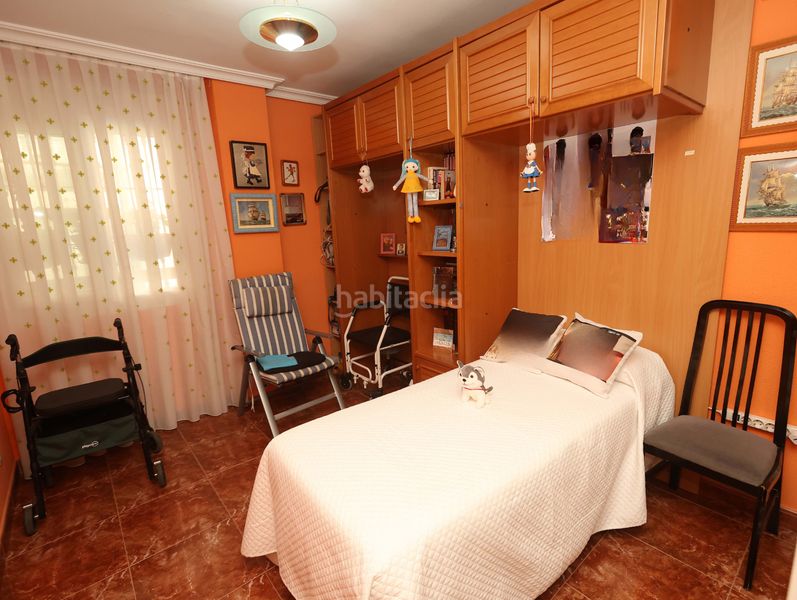 Foto 16d672f7-1782-4c9c-a08b-e075e600770b. Flat with heating in Cruz Roja Sevilla