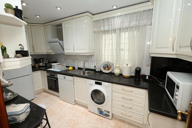 Foto 3b4877e0-2372-4518-a293-da1fb932bfa6. Flat with heating in Cruz Roja Sevilla