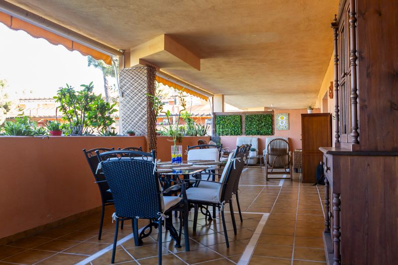 Foto bef7e715-a4ce-4495-a620-38ad9c2fc6d0. Flat with heating parking pool in Santa María Marbella