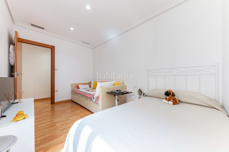 Foto 4df69c85-9e5d-41fc-bdc1-fea060f4122b. Flat with heating parking in Crevillente
