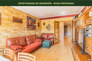 Pis  Calle comercio. Nuda propiedad en venta en calle comercio